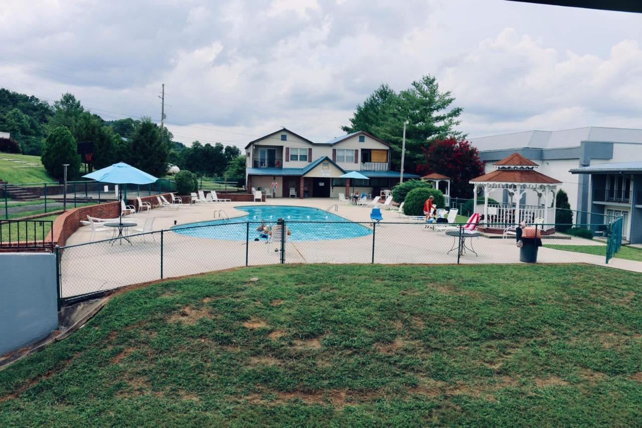 Baymont By Wyndham Cookeville Ngoại thất bức ảnh