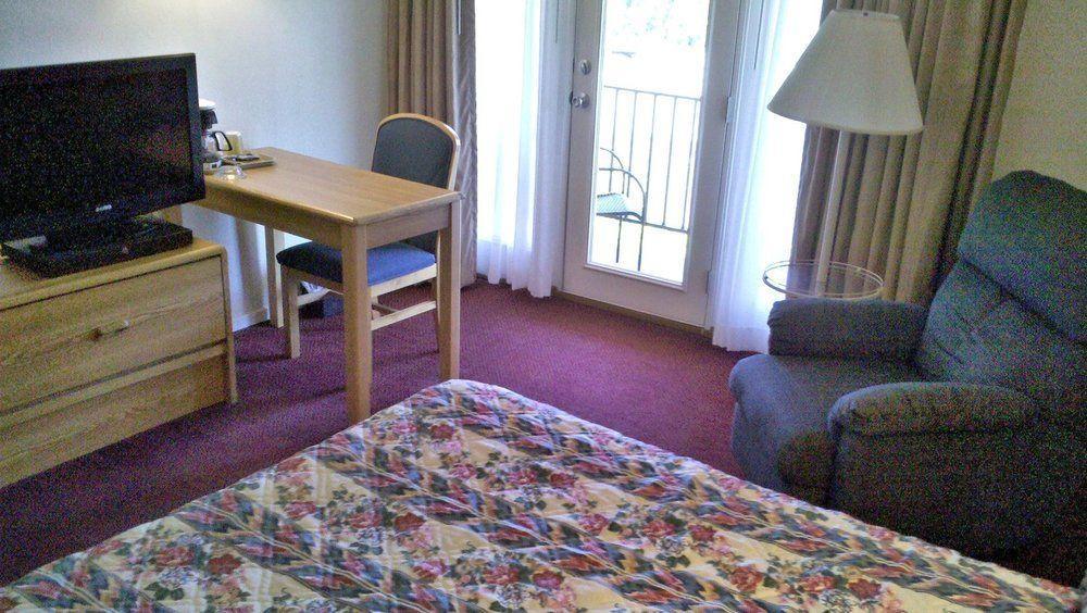 Baymont By Wyndham Cookeville Ngoại thất bức ảnh