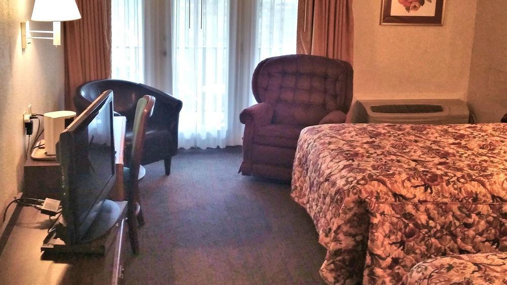 Baymont By Wyndham Cookeville Ngoại thất bức ảnh