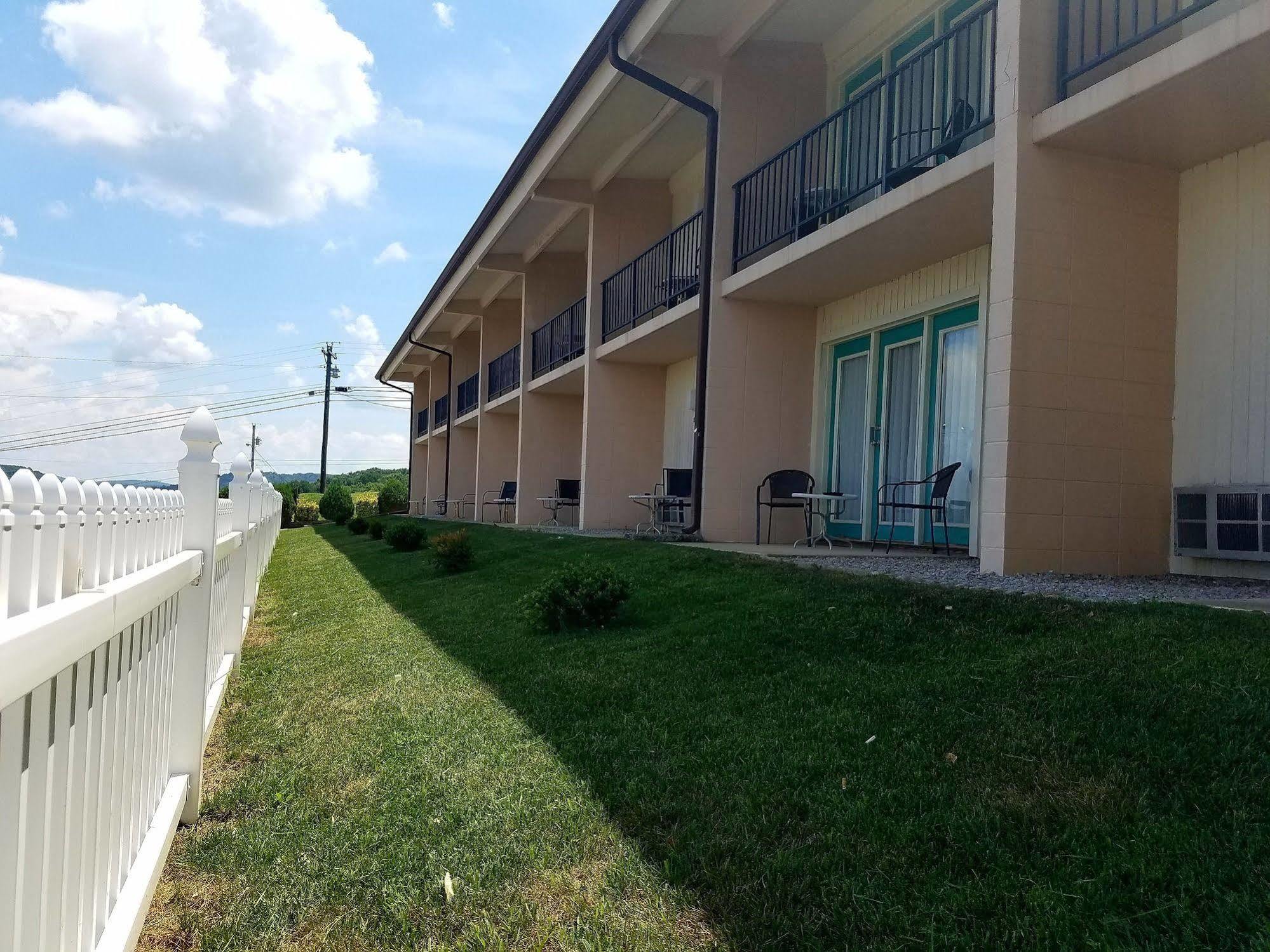 Baymont By Wyndham Cookeville Ngoại thất bức ảnh